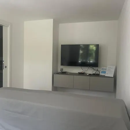 La Finestra Sul Mare - Goelba Apartamento Chiessi
